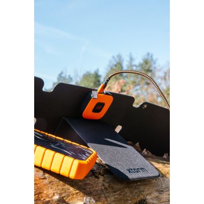 12. Xtorm XR2S28 28W Solarpanel für Touristen – Ladegerät für mobile Geräte