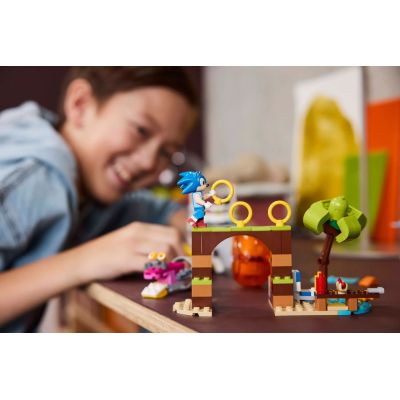 7. LEGO Sonic 76997 Tails' Bootsabenteuer