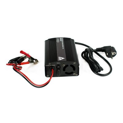 3. 12-V-Netzladegerät für BC-10-Akkus, 10 A (230 V/12 V), 3 Ladestufen