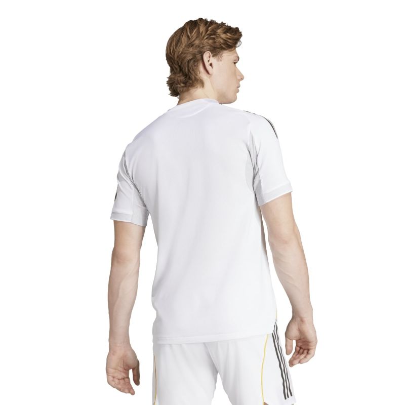 4. adidas Real Madrid Heimtrikot Authentic JV5918