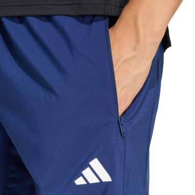 4. adidas Workout Essentials Base Woven Herren-Shorts in Marineblau KD2947