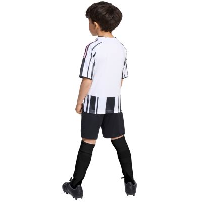 16. adidas Juventus 25/26 Heimtrikot für Kinder Weiß und Schwarz JN5220