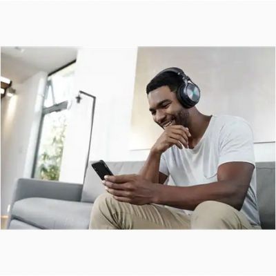 12. Corsair VIRTUOSO RGB Wireless XT Kabelgebundenes & Kabelloses Bluetooth-Kopfhörer-Headset Schwarz