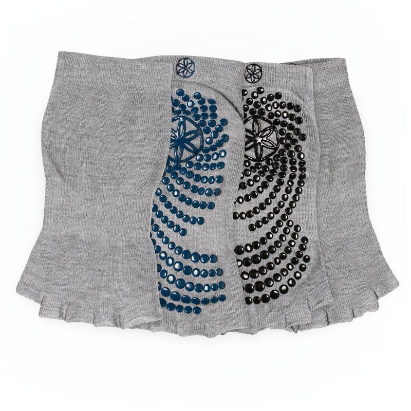 8. GAIAM 63708 Rutschfeste Yogasocken ohne Zehen