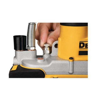10. DEWALT 18V DCGG571M1 Akku-Fettpresse