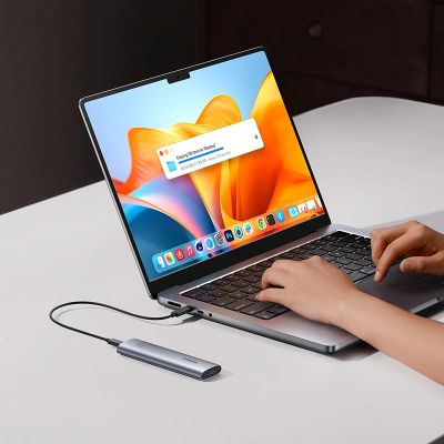 18. Baseus FlyJoy M.2 NVMe 10 Gb/s SSD-Schacht – Grau
