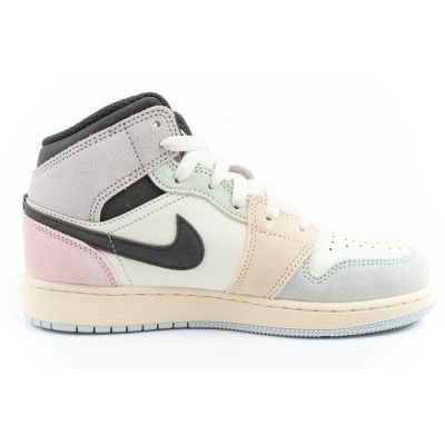4. Nike Air Jordan 1 Damen-High-Top-Sportschuhe, modische Sneaker