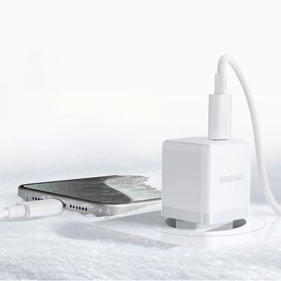 13. Baseus Palm 1C 20W Wandladegerät (mit Baseus Mini White USB-C 60W (20V/3A) 1m Kabel) - Weiß