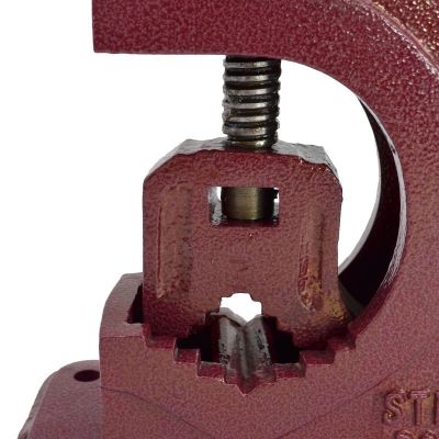 4. AWTOOLS AW24307 Schraubstock