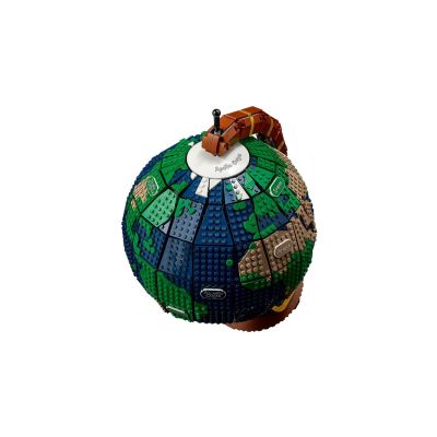 5. LEGO Ideas 21332 Globus
