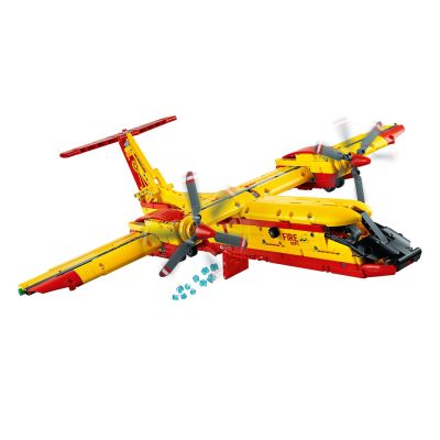 13. LEGO Technic 42152 Löschflugzeug