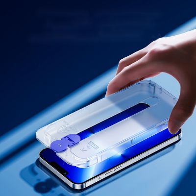 6. Joyroom Knight Glas für iPhone 14 Plus mit Montagesatz transparent (JR-H11)