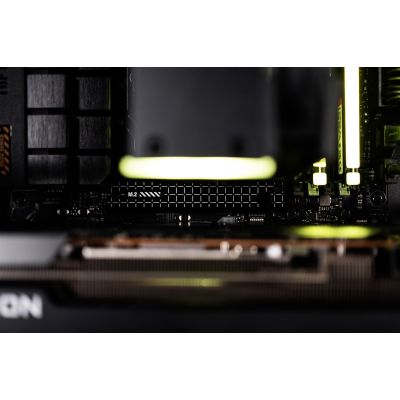 8. Actina iCUE 8700F/32GB/2TB/RTX5070Ti/850W