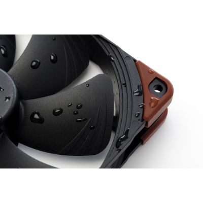 4. NOCTUA 140 mm NF-A14 IndustrialPPC-2000 IP67 PWM-Lüfter