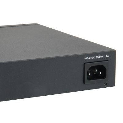 6. LevelOne KILBY GB/L2 26-Port 19" 10 Gb/s Managed Switch