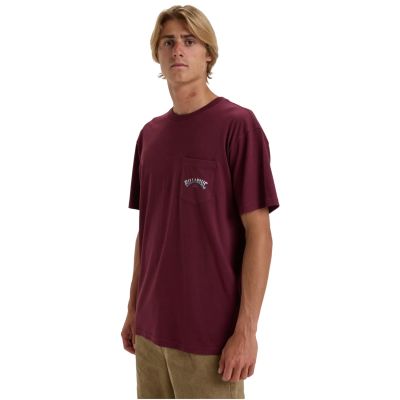 4. Billabong Stacked Arch Tee EBYZT00175-RSN0 Burgunderrot L
