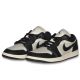 3. Air Jordan 1 Low SE Schwarze Sportschuhe - FB9893-101