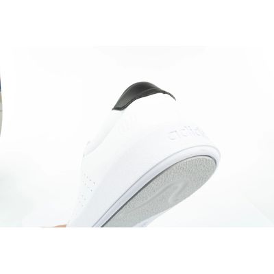 18. Adidas Nova Court M GZ1782 Schuhe