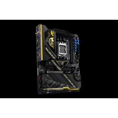 24. Asrock X870E TAICHI OCF Mainboard
