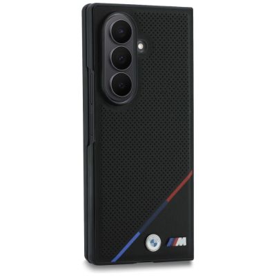 3. BMW M Lederhülle mit perforiertem dreifarbigem Streifenmuster, Metalllogos und MagSafe-Funktion für Samsung Galaxy Z Fold 8 Ultra – Schwarz