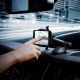 18. Spigen TS35 Telefonhalter für Auto-Cockpit – Schwarz