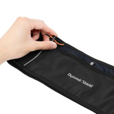 6. Spigen A712 Dynamic Shield L Lauftasche – Schwarz