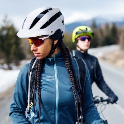 9. Wozinsky MTB-Fahrradhelm mit abnehmbarem Visier, leicht, Größe L – schwarz-weiß