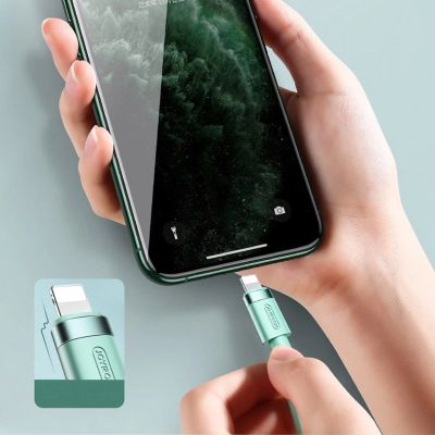 6. Joyroom Flüssigsilikon-Datenkabel N2 USB-A / Lightning 2,4 A 1,2 m – Schwarz