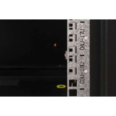 17. Digitus Unique 19" 20HE Rackmount-Netzwerkschrank 600x600 mm, Glastür, schwarz, ungeteilt, montiert, 100 kg