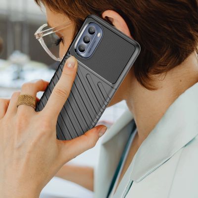 7. Thunder Case für Motorola Moto G62 5G Silikonschutzhülle schwarz