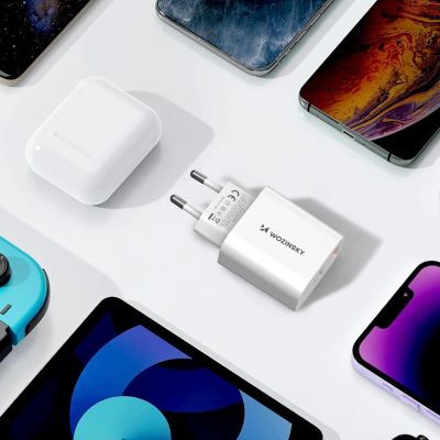8. Wozinsky WLS-20W 20W USB-A/USB-C-Wandladegerät mit 1 m USB-C-Kabel – Weiß