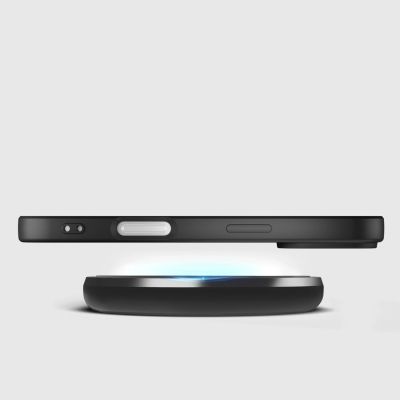 8. SBS Instinct iPhone 17 Hülle – Schwarz