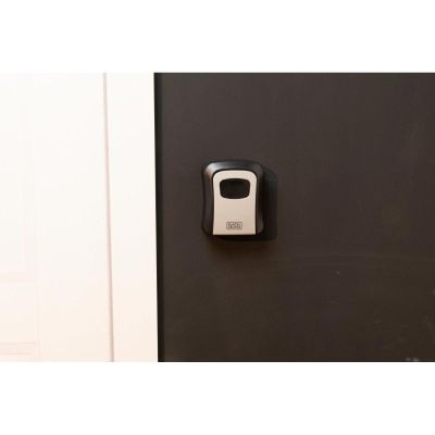 58. Schlüsselsafe mit 4-stelliger Zahlenkombination von Black + Decker