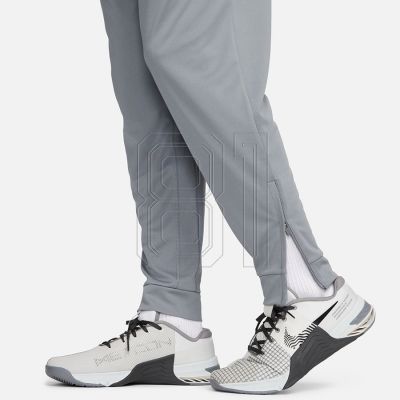 6. Nike Totality M FB7509-084 Hose