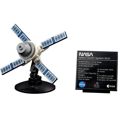 6. LEGO Icons 10341 NASA Artemis SLS-Rakete
