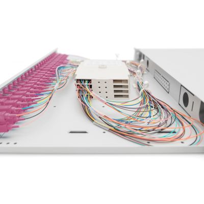 5. Digitus DN-96322-4 Rack Parts Kabelmanagement-Panel