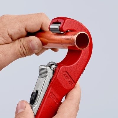 18. Knipex 90 31 02 SB Handrohrschneider