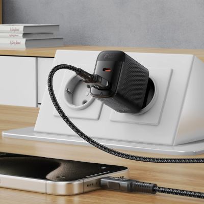 6. Acefast A106 GaN PD 45W USB-C USB-A Wandladegerät - Schwarz