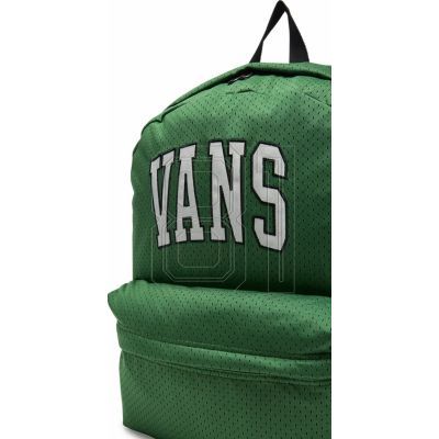 7. Vans Old Skool Rucksack VN000H4WBR11