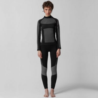 3. Outhorn F097 W OTHAW23USEAF097 20S Thermo-T-Shirt