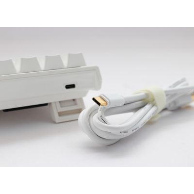 5. Ducky DKON2061ST Gaming-Tastatur USB QWERTY Amerikanische Internationale Weiß