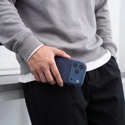 8. Tech-Protect MagAir MagSafe CC Hülle für iPhone 18 Pro / 17 Pro – Mattes Dunkelblau