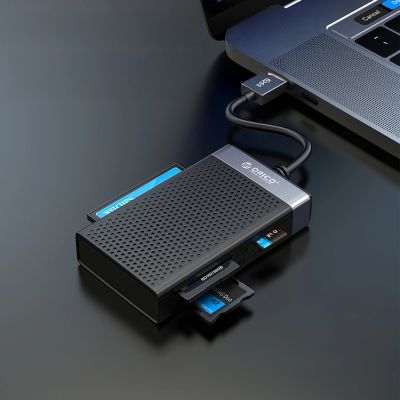 8. Orico CL4D-A3 USB-A 3.0 SD microSD CF MS 5 Gbit/s Speicherkartenleser – Schwarz und Silber