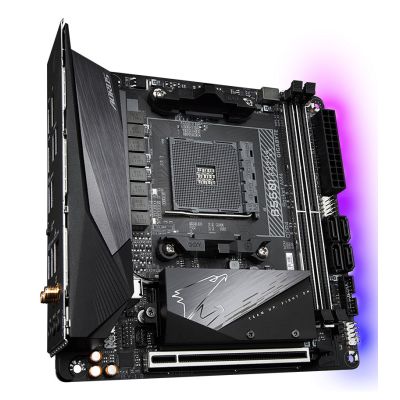 3. Gigabyte B550I AORUS PRO AX Mainboard AMD B550 AM4 Sockel Mini-ITX