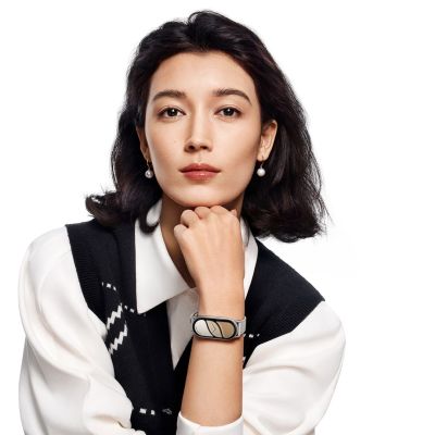 17. Xiaomi SmartBand 10 Silber AMOLED 4,37 cm (1,72") Silber