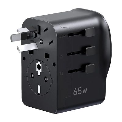 4. Ugreen S550 65W Universal-Reiseadapter – Schwarz