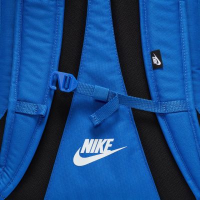 9. Nike Hayward Futura 2.0 Rucksack Blau BA5217 481