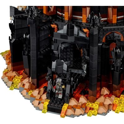 54. LEGO Icons 10333 – Der Herr der Ringe: Barad-dûr