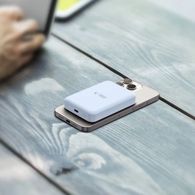 8. Tech-Protect LifeMag PB11 Powerbank mit MagSafe 10000 mAh 15 W USB-C-Anschluss – blau + USB-C-Kabel
