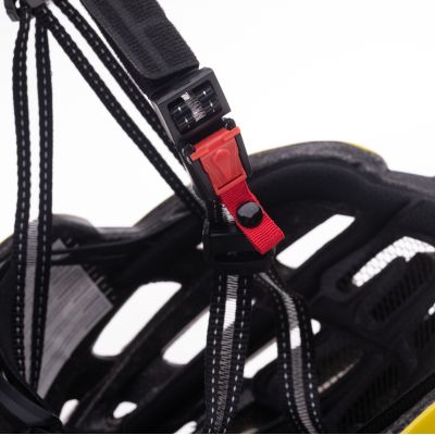 7. PELETON Helm